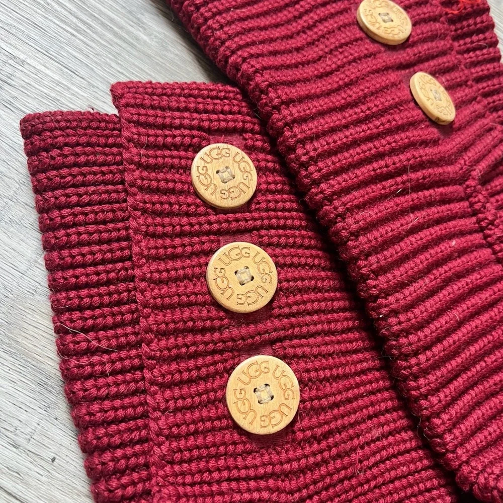 UGG Lattice Cardy Boots Womens 8 Burgundy Red Knit‎ 3-Button Tall 5819
